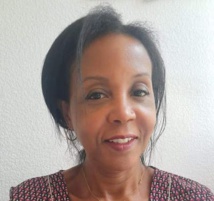 George ONESTAS, Infirmière, praticienne en hypnose médicale George ONESTAS, Infirmière, praticienne en hypnose médicale