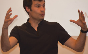 Florent HAMON, Infirmier Anesthésiste et Hypnothérapeute. Chargé de Formation à Paris et Marseille Florent HAMON, Infirmier Anesthésiste et Hypnothérapeute. Chargé de Formation à Paris et Marseille