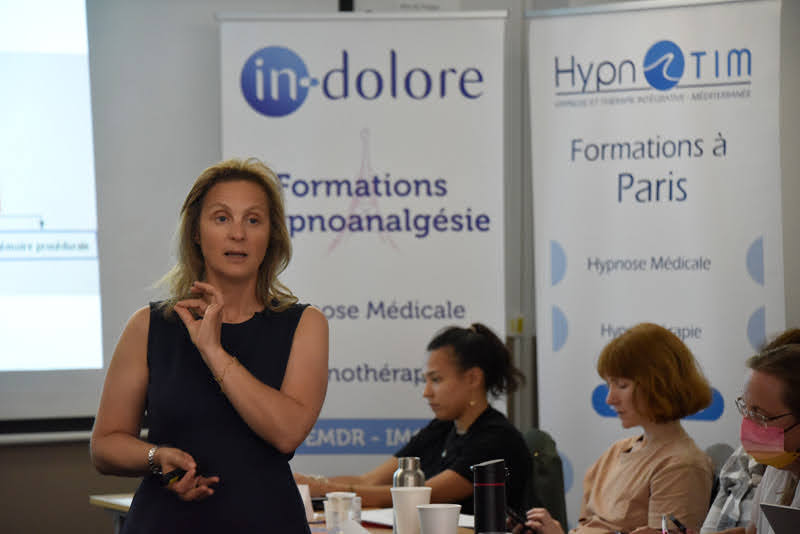 22- Laurence ADJADJ en Formation Supervision en Hypnose et EMDR à Marseille et à Paris 22- Laurence ADJADJ en Formation Supervision en Hypnose et EMDR à Marseille et à Paris