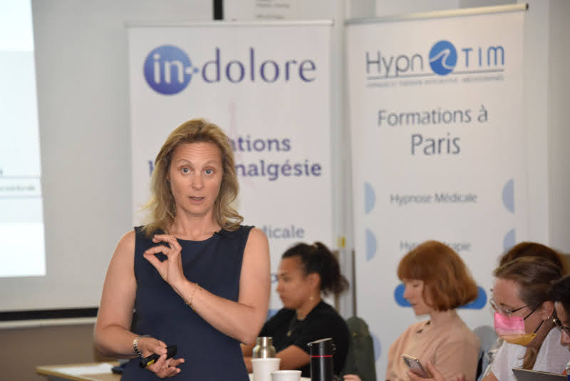 25- Laurence ADJADJ en Supervision Hypnose et EMDR, Institut Hypnotim avec l'Institut In-Dolore à Marseille et à Paris 25- Laurence ADJADJ en Supervision Hypnose et EMDR, Institut Hypnotim avec l'Institut In-Dolore à Marseille et à Paris