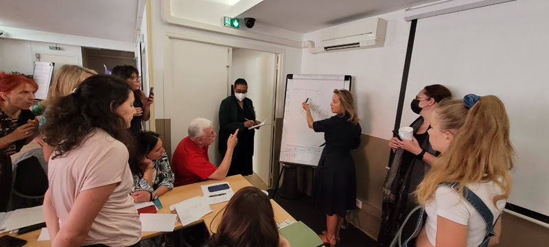 50- Laurence ADJADJ en Formation et Supervision Hypnose et EMDR, Institut Hypnotim à Marseille et à Paris 50- Laurence ADJADJ en Formation et Supervision Hypnose et EMDR, Institut Hypnotim à Marseille et à Paris