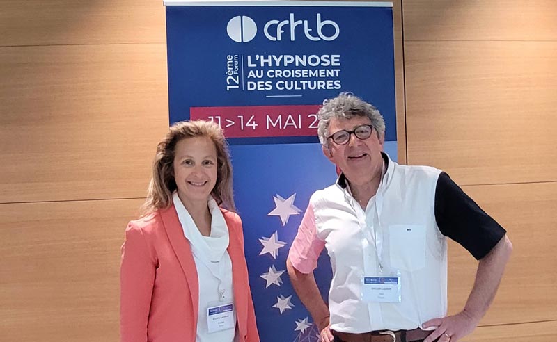 60-Laurence ADJADJ en Formation Hypnose et EMDR avec Laurent GROSS en Congrès 60-Laurence ADJADJ en Formation Hypnose et EMDR avec Laurent GROSS en Congrès