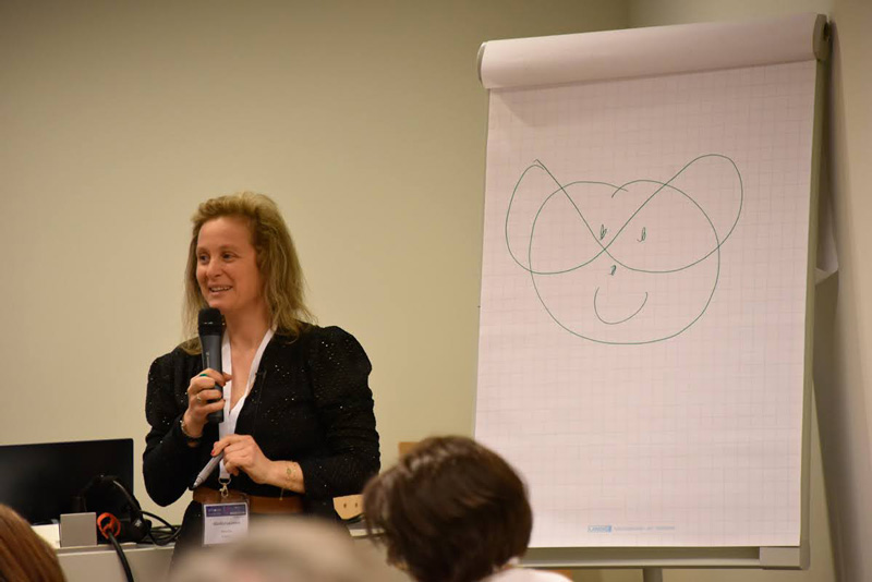 64-Laurence ADJADJ en Formation Hypnose et EMDR, Institut Hypnotim en Congrès CFHTB à Luxembourg 2022 64-Laurence ADJADJ en Formation Hypnose et EMDR, Institut Hypnotim en Congrès CFHTB à Luxembourg 2022