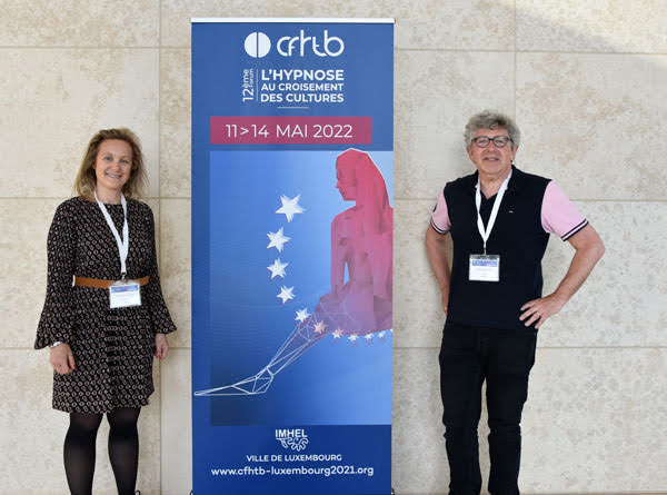 65-Laurence ADJADJ en Formation Hypnose et EMDR, Institut Hypnotim en Congrès à Luxembourg avec Laurent GROSS des Instituts In-Dolore et CHTIP à Marseille et à Paris 65-Laurence ADJADJ en Formation Hypnose et EMDR, Institut Hypnotim en Congrès à Luxembourg avec Laurent GROSS des Instituts In-Dolore et CHTIP à Marseille et à Paris