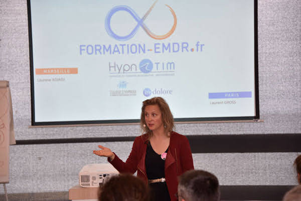 66-Laurence ADJADJ en Formation Hypnose et EMDR, Institut Hypnotim en Congrès avec l'Institut In-Dolore et le CHTIP à Marseille et à Paris 66-Laurence ADJADJ en Formation Hypnose et EMDR, Institut Hypnotim en Congrès avec l'Institut In-Dolore et le CHTIP à Marseille et à Paris