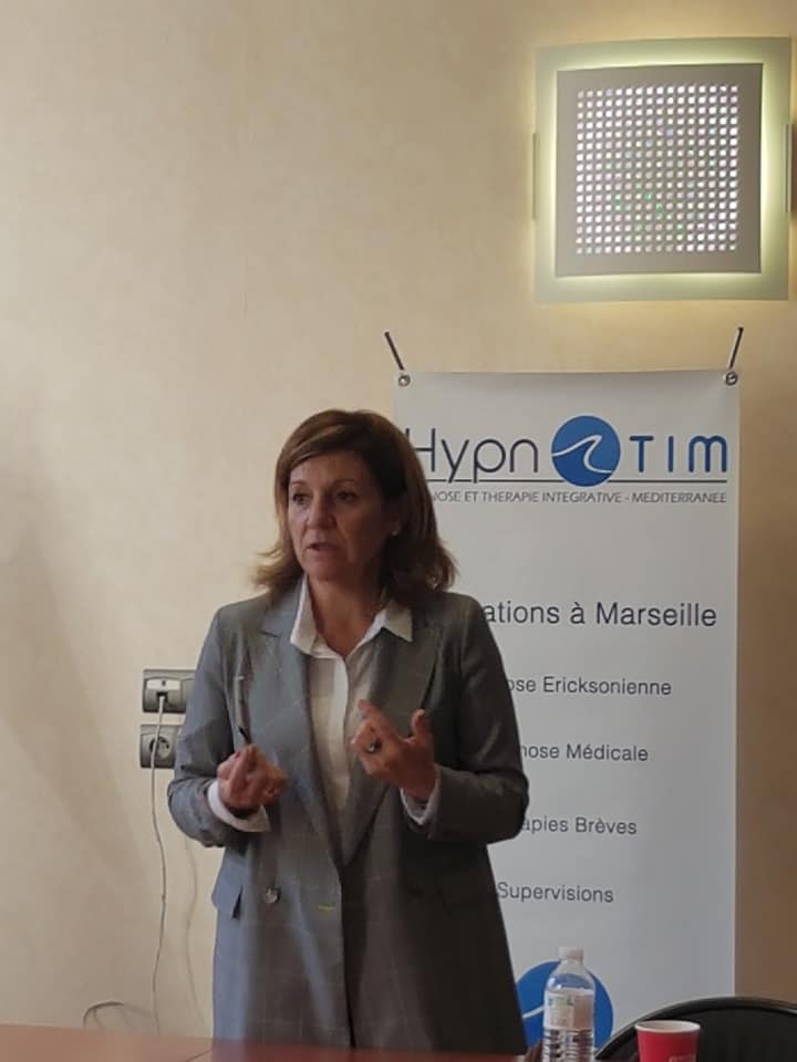 Laurence PELLET, Sexologue Clinicienne, Formation en Hypnose et Sexologie à Marseille Laurence PELLET, Sexologue Clinicienne, Formation en Hypnose et Sexologie à Marseille